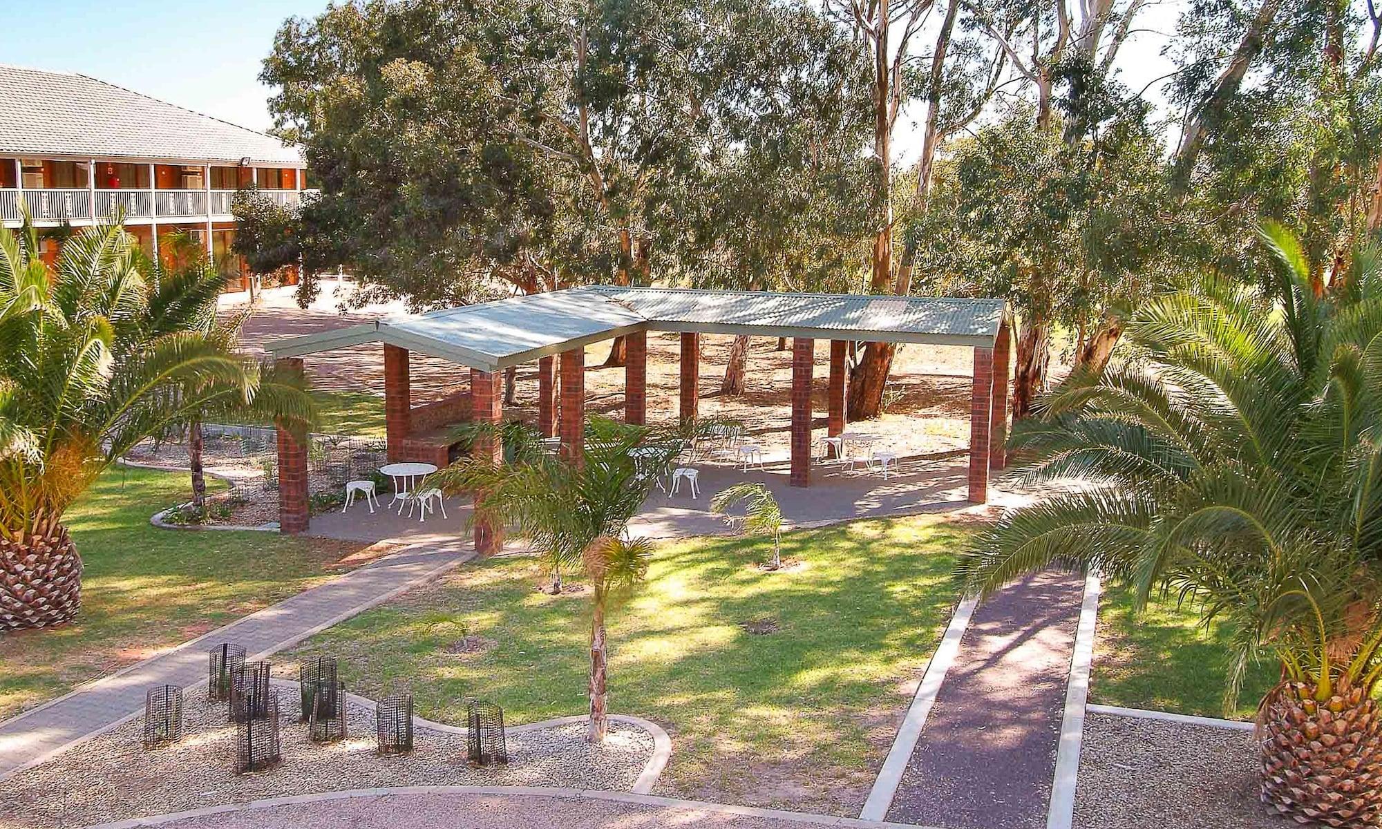 Standpipe Golf Motor Inn Port Augusta Bagian luar foto