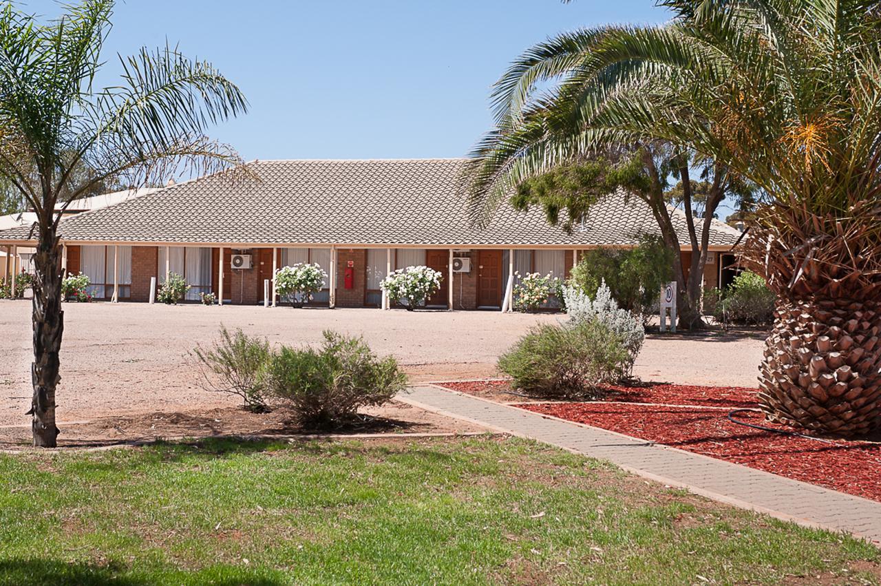 Standpipe Golf Motor Inn Port Augusta Bagian luar foto