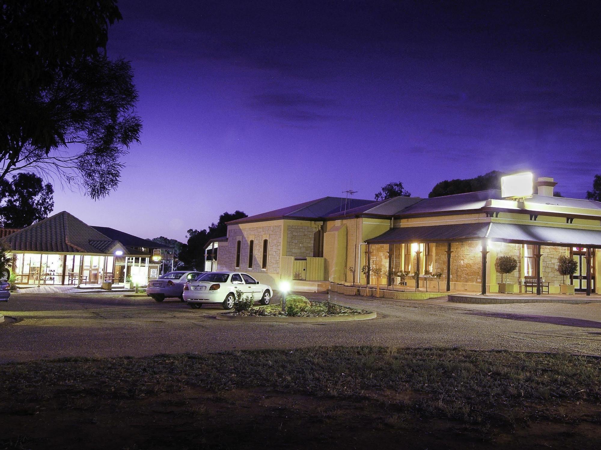 Standpipe Golf Motor Inn Port Augusta Bagian luar foto